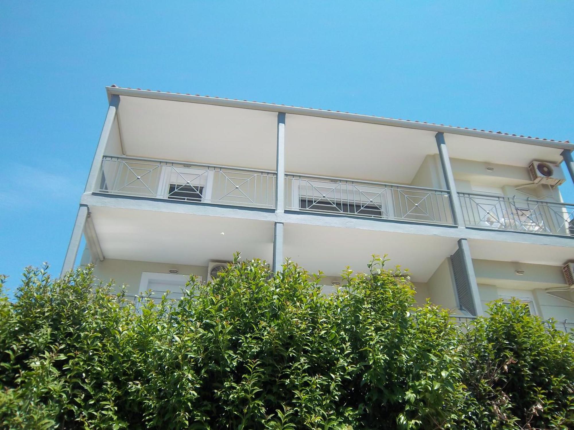 Milos Apartments Afytos Exterior photo